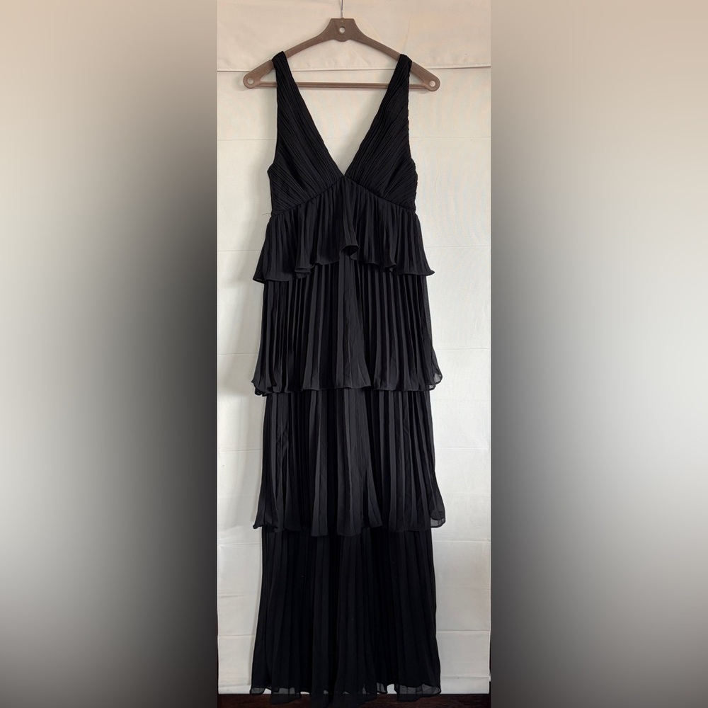 Lulu's Elegant Black Layered Maxi Dress